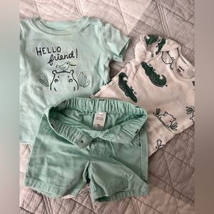 Infant outfits set